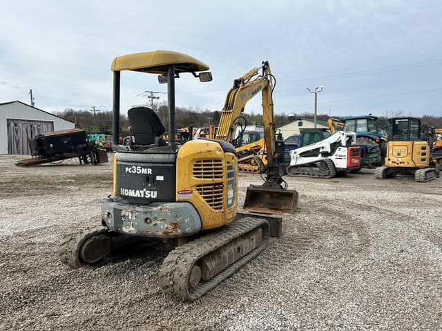 Image of Komatsu PC35MR-2 equipment image 3
