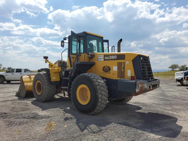 Image of Komatsu WA380-5L equipment image 1