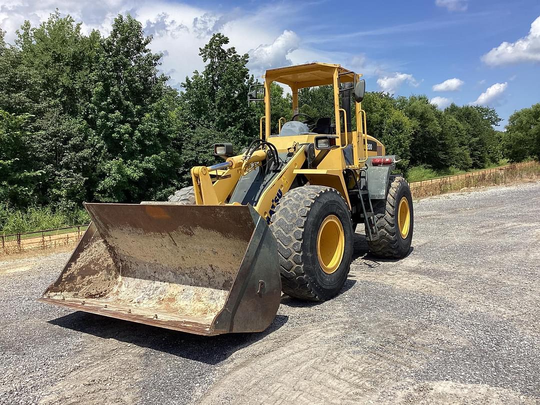 Image of Komatsu WA200-5 Primary image