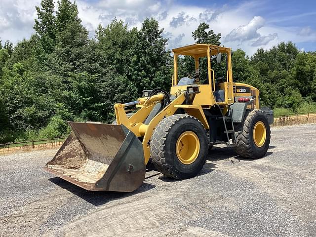 Image of Komatsu WA200-5 equipment image 1