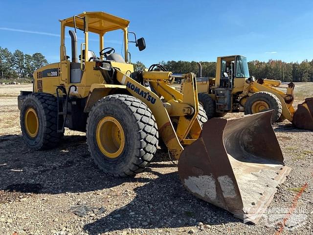 Image of Komatsu WA200-5 equipment image 1