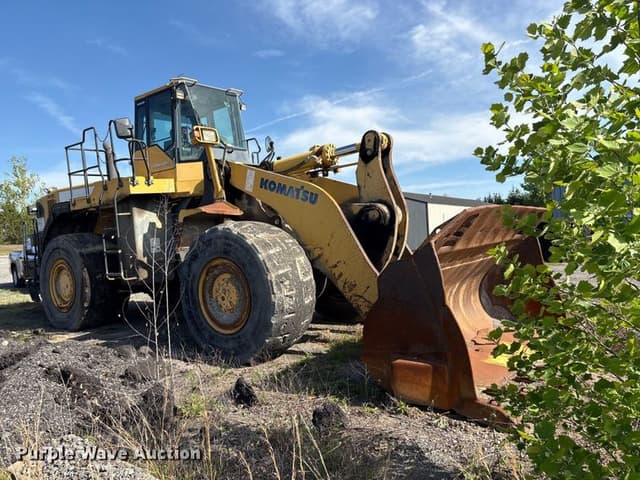 Image of Komatsu WA600-6 equipment image 2