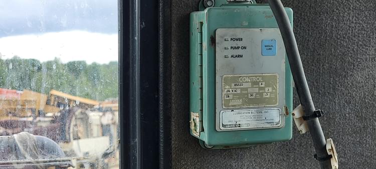 Main image Komatsu WA900-3LC 41