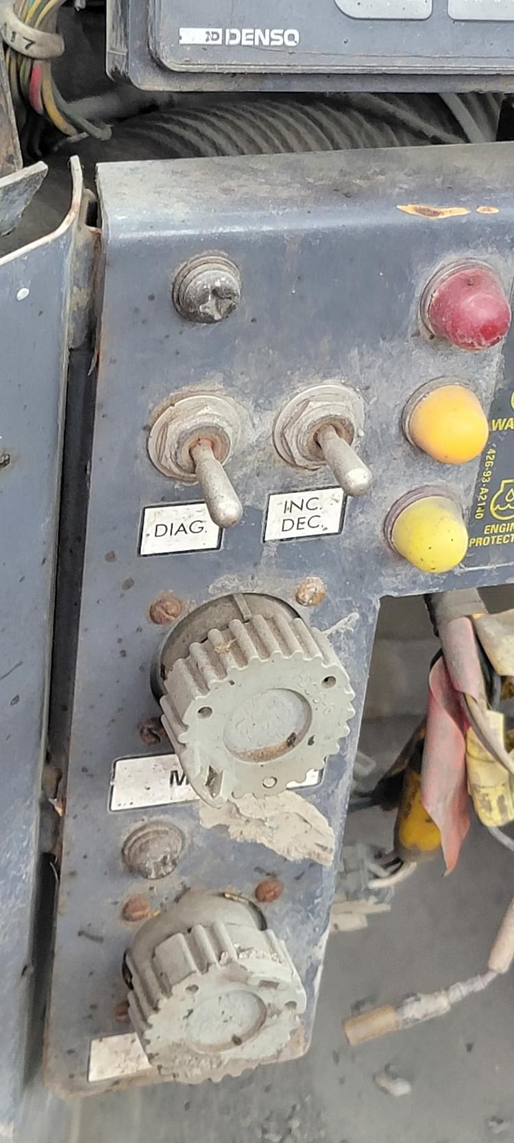 Main image Komatsu WA900-3LC 42