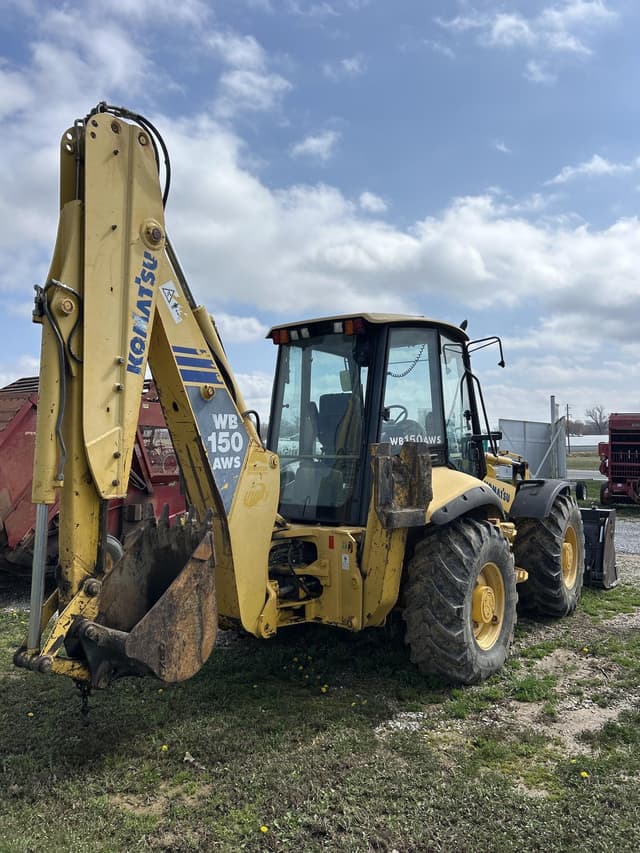 Image of Komatsu WB150 equipment image 2