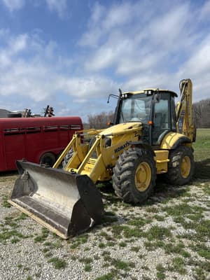 2006 Komatsu WB150 Image