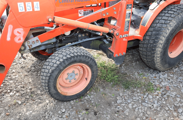 Image of Kubota B21 equipment image 4