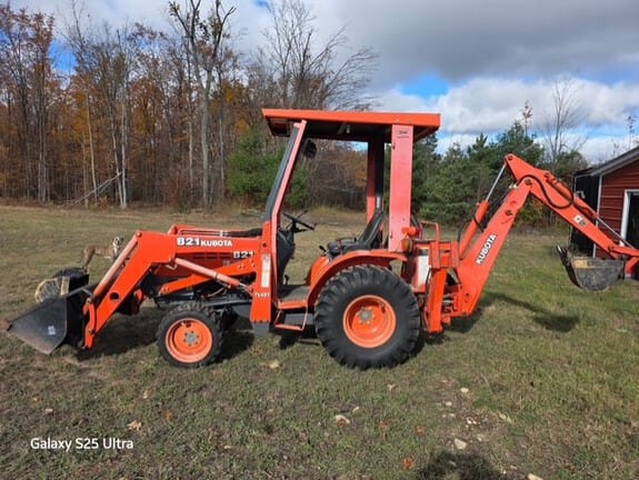2006 Kubota B21 Equipment Image0