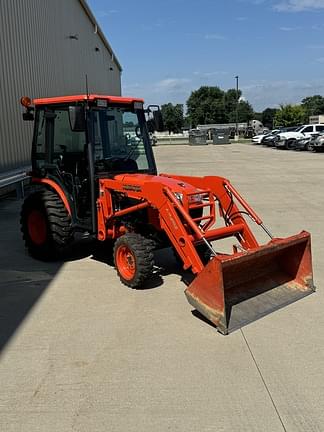 Image of Kubota B3030 equipment image 3