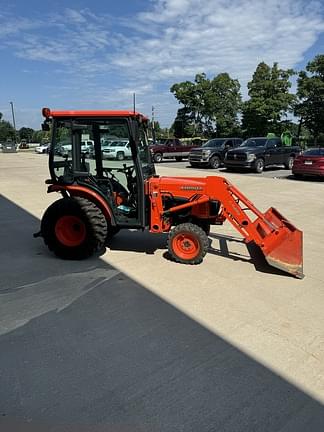 Image of Kubota B3030 equipment image 4