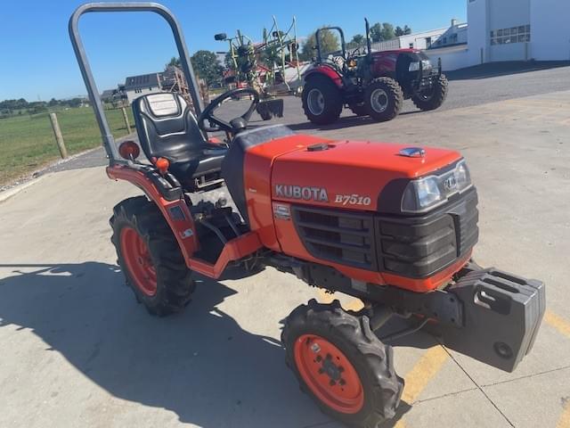 Image of Kubota B7510 equipment image 3