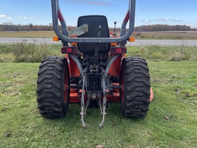 Image of Kubota B7510 equipment image 3