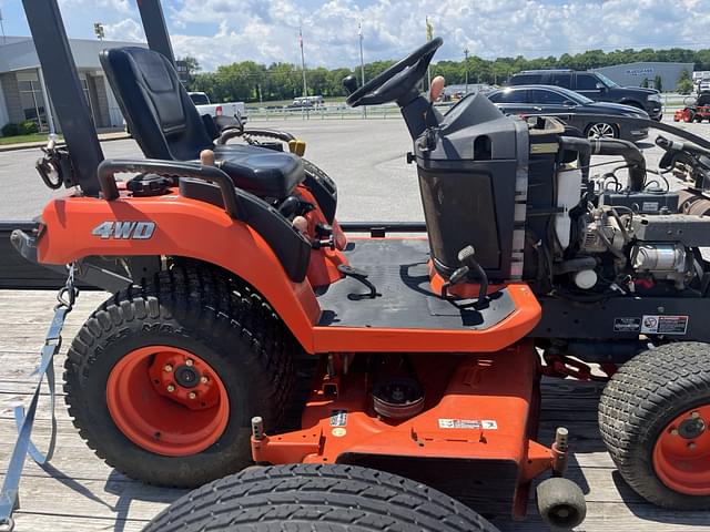Image of Kubota BX2350 equipment image 2