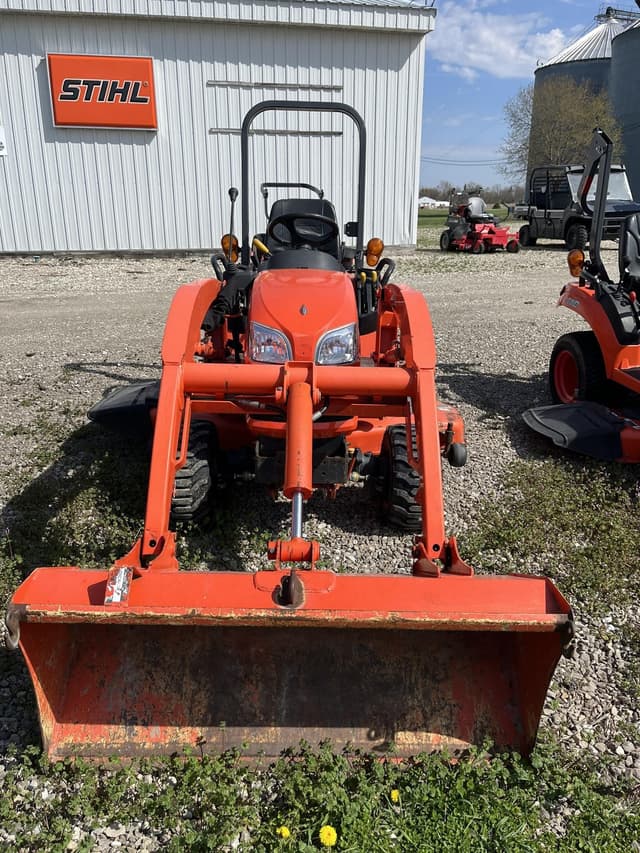 Image of Kubota BX2350 equipment image 2