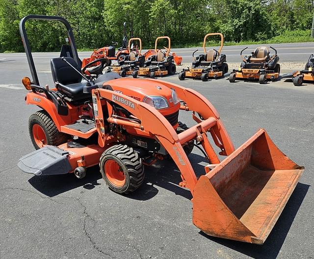 Image of Kubota BX2350 equipment image 2