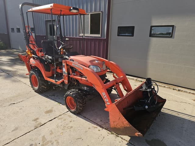 Image of Kubota BX24 equipment image 4