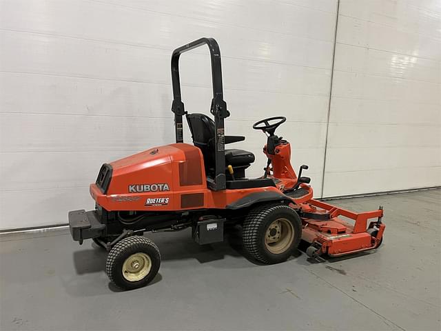 Image of Kubota F2880 equipment image 1