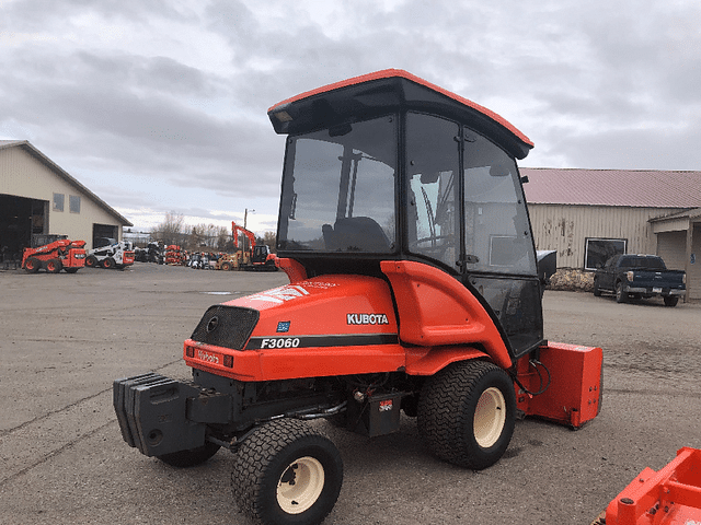 Image of Kubota F3060 equipment image 1