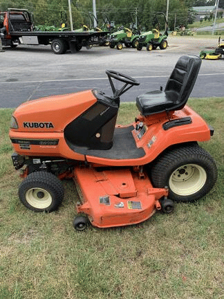 Main image Kubota G2160