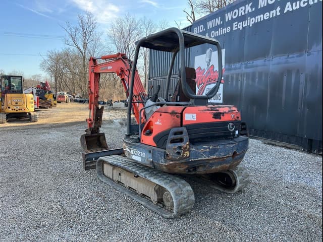 Image of Kubota KX121-3 equipment image 3
