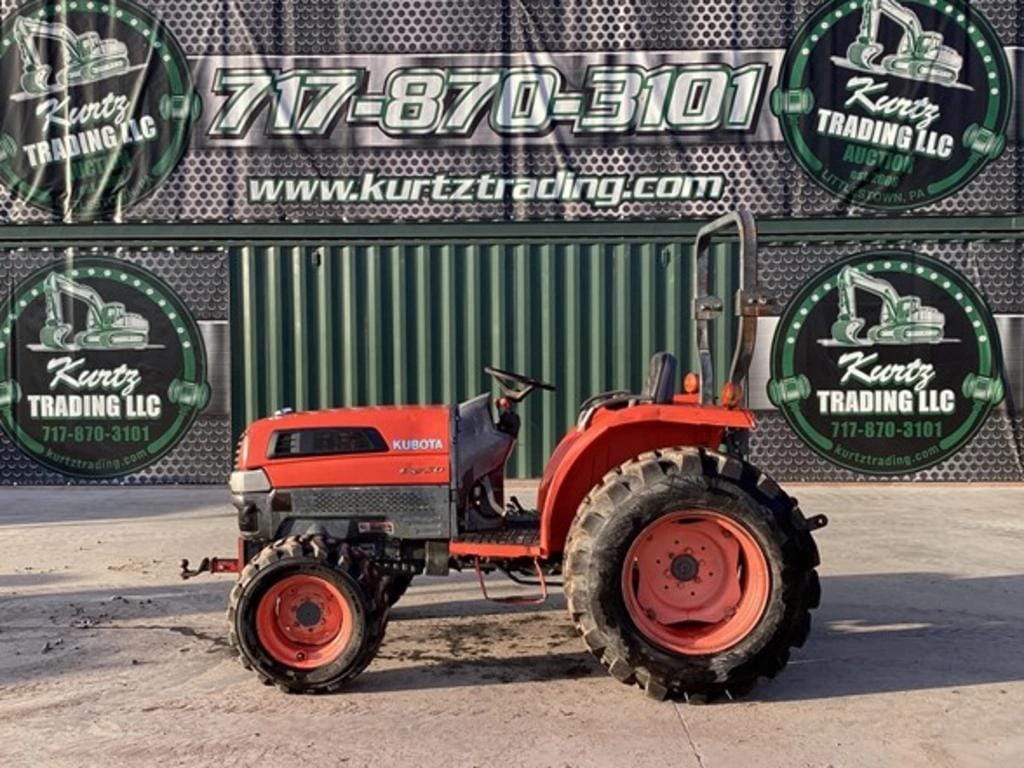 2006 Kubota L3130 Equipment Image0