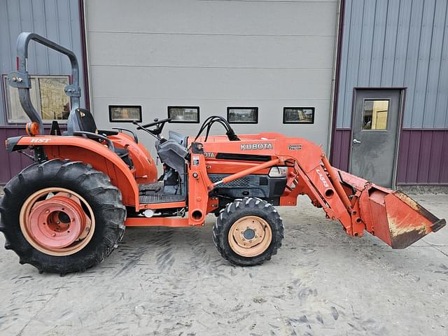 Image of Kubota L3130 equipment image 1