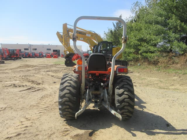 Image of Kubota L3400 equipment image 2