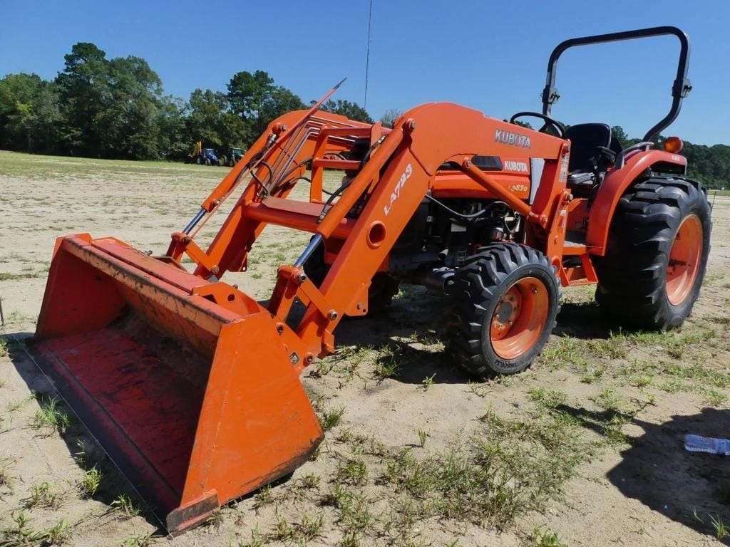 Main image Kubota L3830