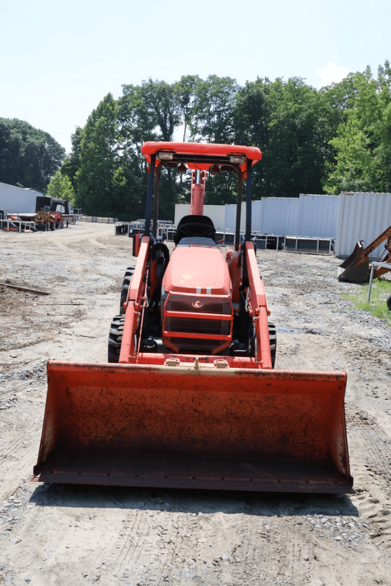 Image of Kubota L39 equipment image 1