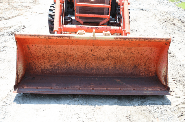 Image of Kubota L39 equipment image 2