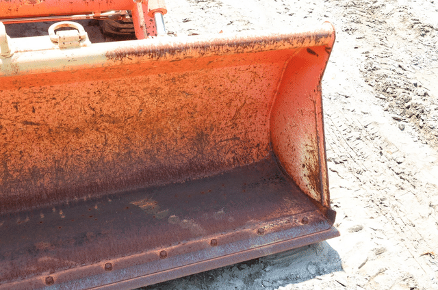 Image of Kubota L39 equipment image 3