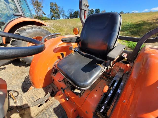 Image of Kubota L5030HST equipment image 4
