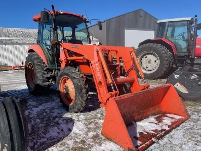 2006 Kubota M7040 Equipment Image0