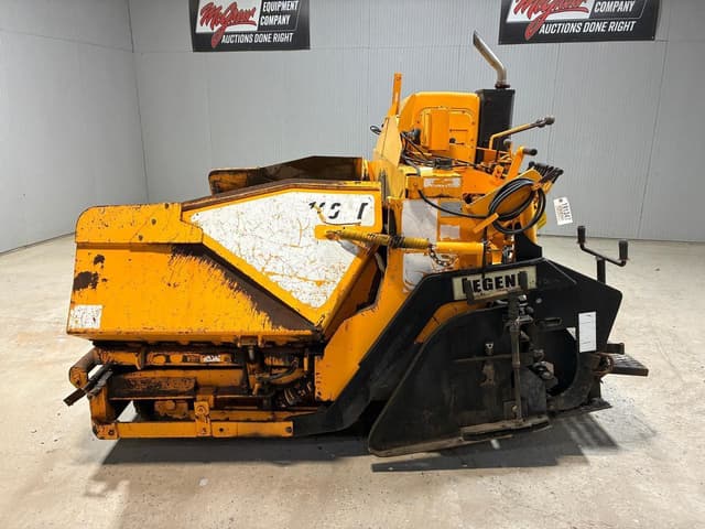 Image of LeeBoy 1000F equipment image 2