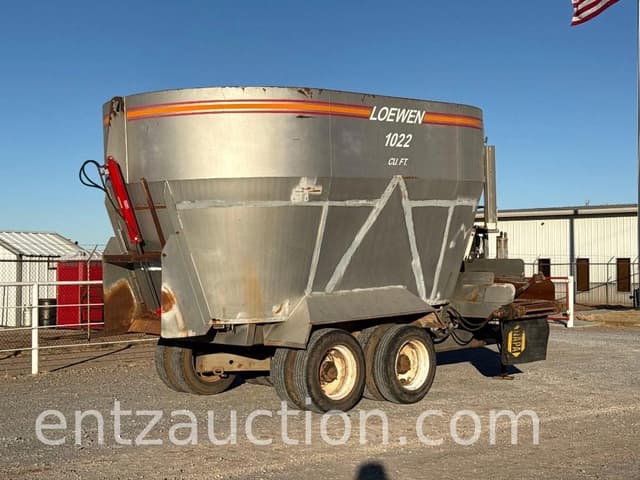 Image of Loewen 1022 equipment image 4