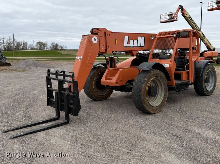 2006 Lull 944E-42 Equipment Image0