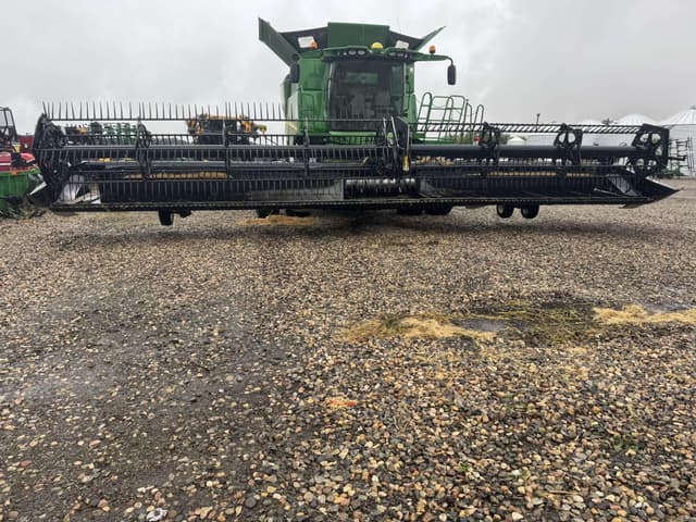 Image of MacDon 974 equipment image 2