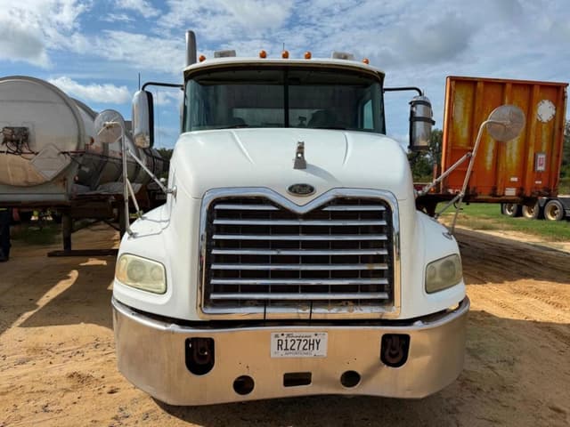 Image of Mack CXN613 equipment image 2