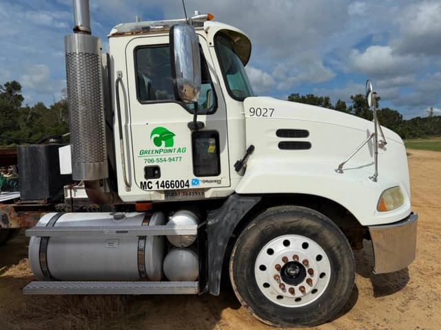 Image of Mack CXN613 equipment image 4