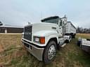 2006 Mack CH613 Image