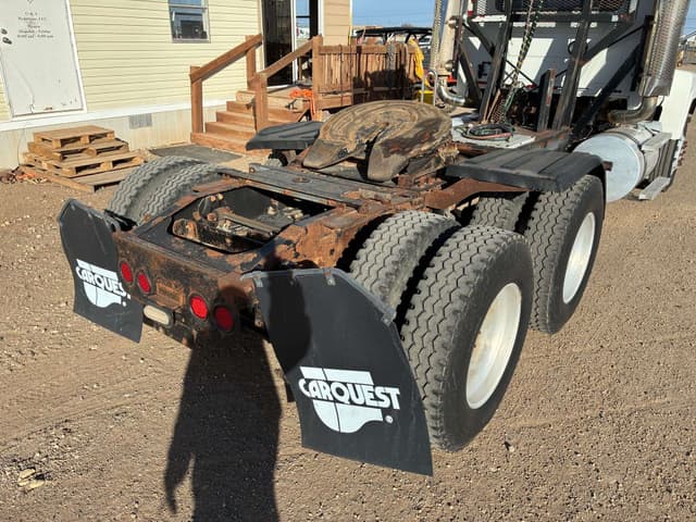 Image of Mack CHN613 equipment image 3