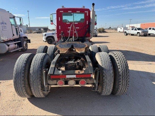 Image of Mack CHN613 equipment image 3