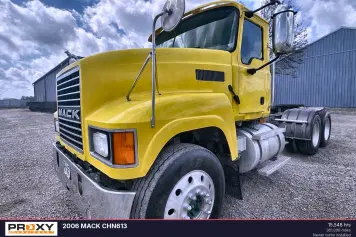 Main image Mack CHN613