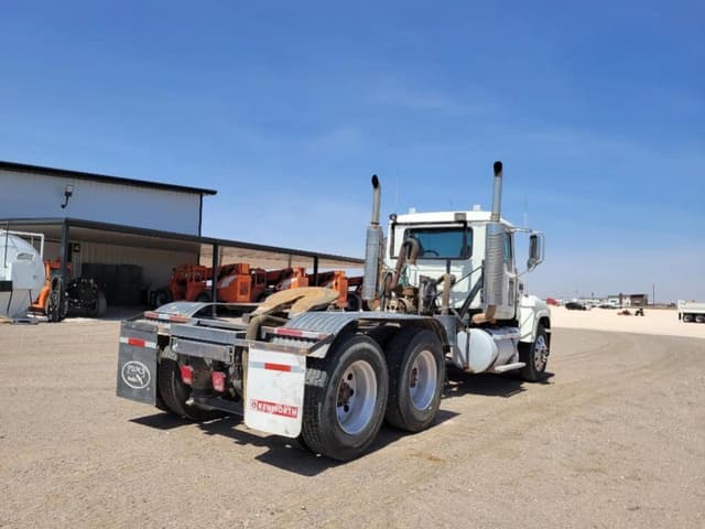 Image of Mack CHN613 equipment image 4