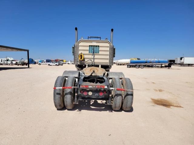 Image of Mack CHN613 equipment image 2