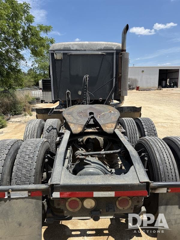 Image of Mack CXN613 equipment image 3