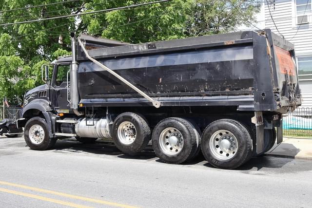 Image of Mack CT713 equipment image 4