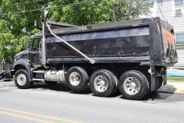 Image of Mack CT713 equipment image 4