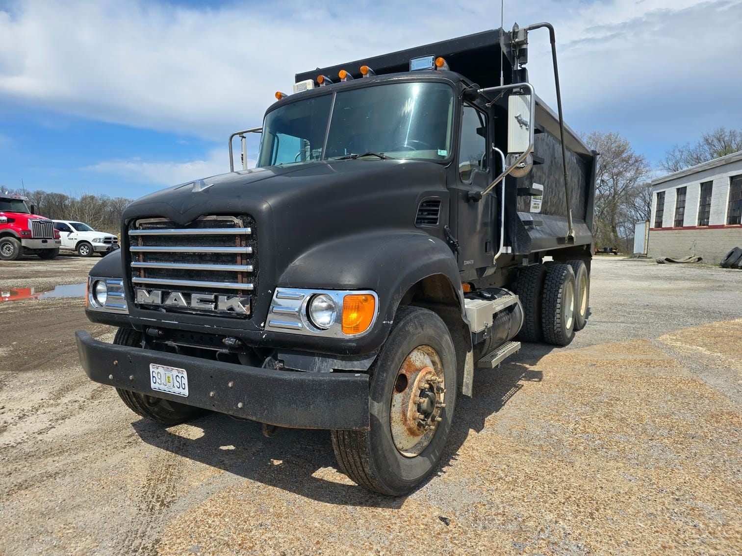 2006 Mack Granite CV713 Equipment Image0