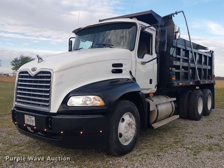 2006 Mack CXN612 Equipment Image0